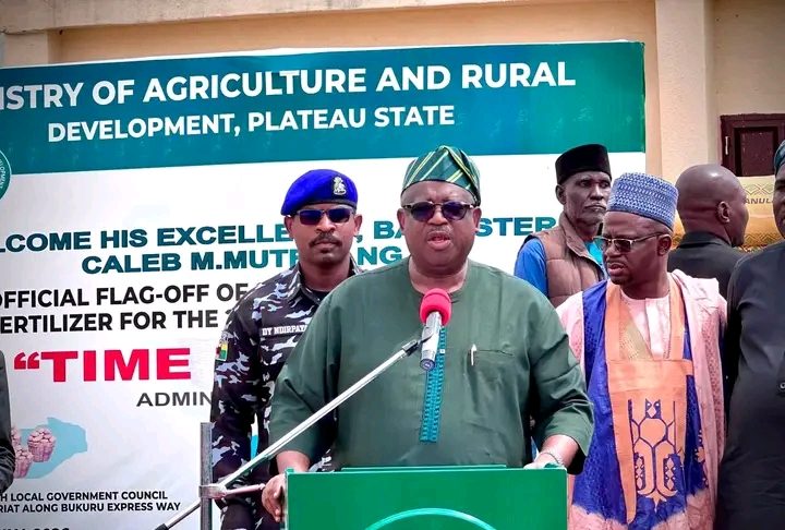 Governor Mutfwang Flags Off Distribution of 500 Trailers of Subsidised Fertiliser for Plateau Farmers